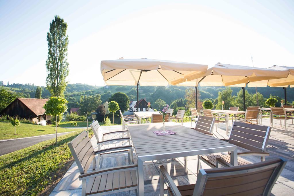 Weingut-Gaestezimmer Uhl Ratsch an der Weinstraße Zewnętrze zdjęcie